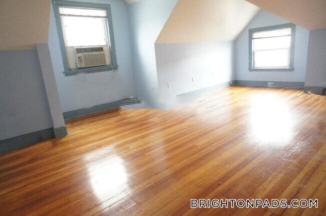 34 Newcastle Rd in Boston, MA - Building Photo - Building Photo
