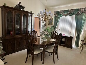 1609 Windsford Cir in Las Vegas, NV - Building Photo - Building Photo