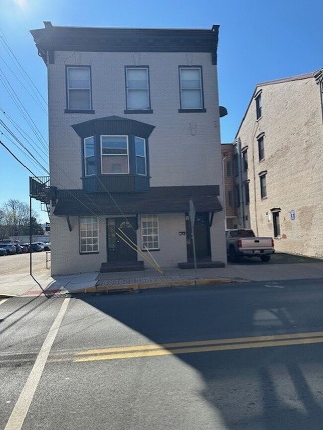 property at 113 Market St