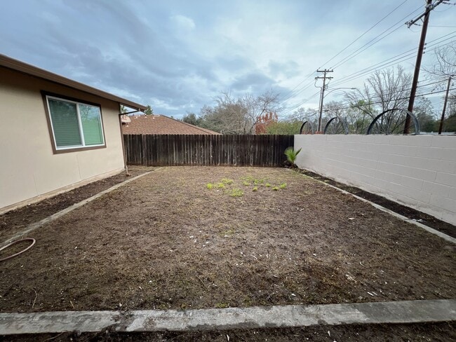 5651 San Juan Ave in Citrus Heights, CA - Building Photo - Building Photo
