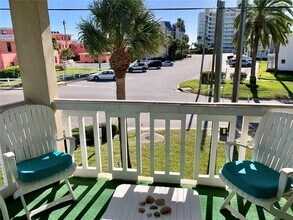 7003 Sunset Way in St Pete Beach, FL - Building Photo - Building Photo
