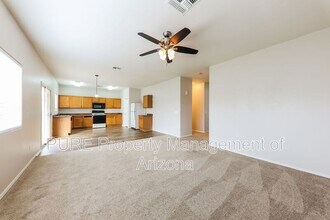 13233 W Watson Ln in Surprise, AZ - Building Photo - Building Photo