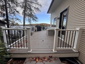 12 Lake Dr in Chesterfield, NH - Building Photo - Building Photo