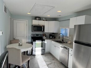 749 1st St in Somers Point, NJ - Building Photo - Building Photo