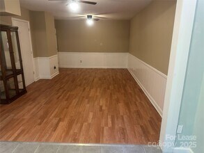 1122 Autumnwood Ln in Charlotte, NC - Building Photo - Building Photo