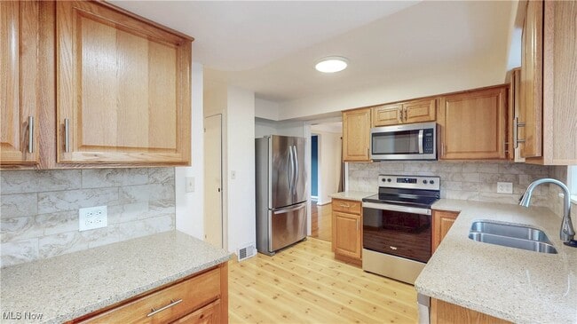 property at 23613 E Baintree Rd