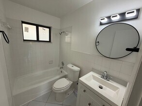 1454 SW 33rd St in Fort Lauderdale, FL - Building Photo - Building Photo