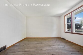 69 French Lea Rd in West Seneca, NY - Building Photo - Building Photo