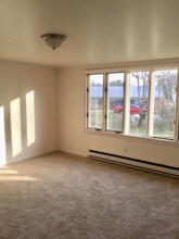 909 Central Ave in Sykesville, MD - Building Photo - Building Photo