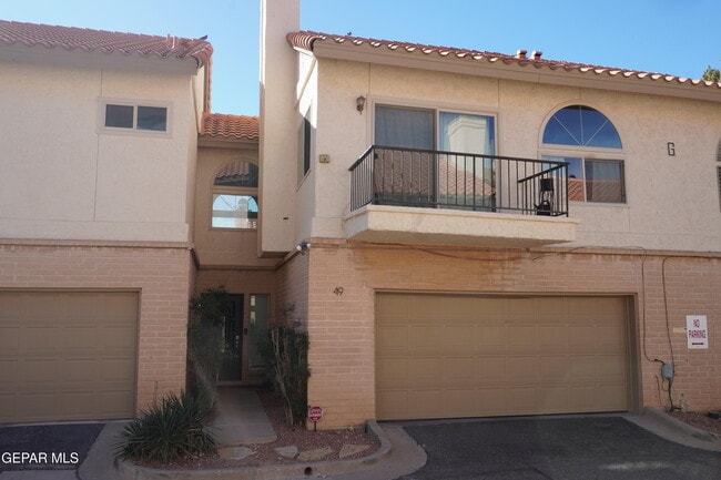 property at 4614 N Stanton St