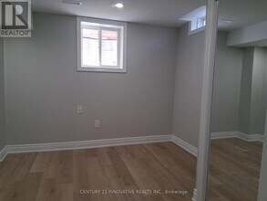69 Luella Crescent in Brampton, ON - Building Photo - Building Photo