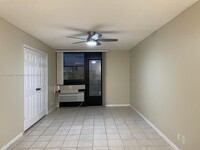 2771 Riverside Dr, Unit 509A in Coral Springs, FL - Building Photo - Building Photo