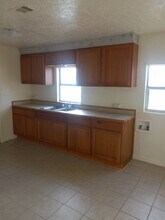 3610 NE 13th Ave in Amarillo, TX - Foto de edificio - Building Photo