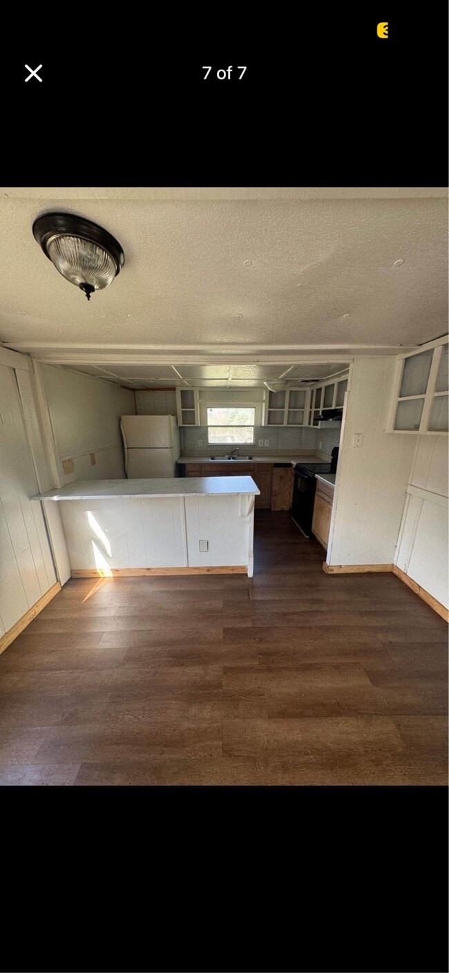 property at 1985 Seay Rd