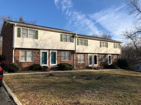 605 Brookdale Dr Apartments