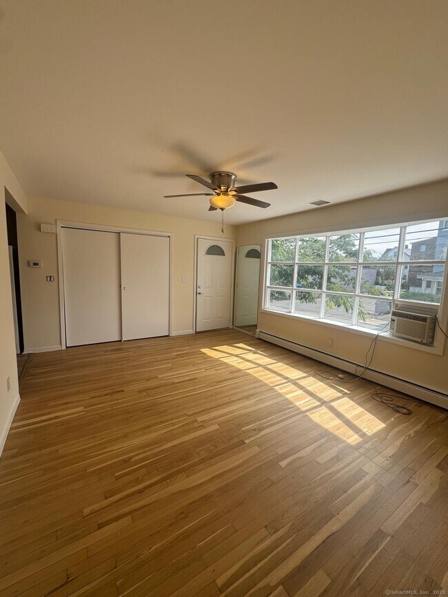 84 McKinley Ave in Bridgeport, CT - Building Photo - Building Photo
