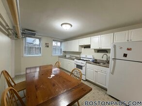 14 Centre St in Cambridge, MA - Building Photo - Building Photo