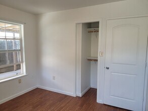 585 South Ave in Turlock, CA - Building Photo - Building Photo