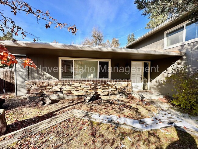 1400 W Highland View Dr in Boise, ID - Building Photo - Building Photo