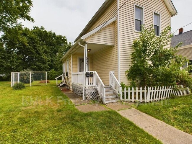 property at 665 Kling St