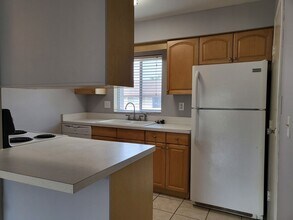 2721 Hidden Lake Blvd in Sarasota, FL - Building Photo - Building Photo