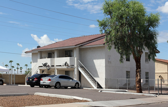 2913 E Cicero in Mesa, AZ - Building Photo - Building Photo