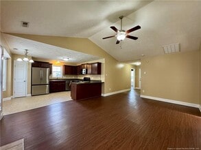 5616 Duncan St in Hope Mills, NC - Building Photo - Building Photo