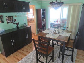 836 Salem Dr-Unit -1 in Fredericksburg, VA - Foto de edificio - Building Photo