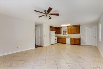 4525 River Oak Dr in Northport, AL - Building Photo - Building Photo