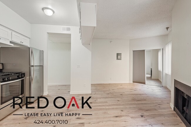 2724 Abbot Kinney Blvd in Los Angeles, CA - Foto de edificio - Building Photo