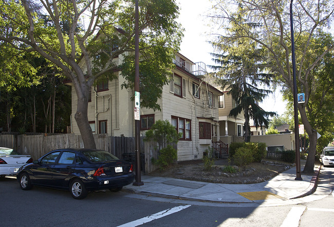 1729 M.L. King, Jr. Way in Berkeley, CA - Building Photo - Building Photo