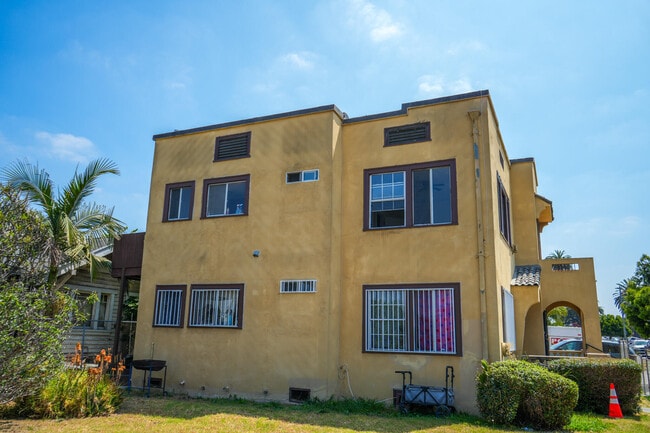 property at 1353 W 49th St