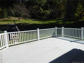 967 Derby-Milford Rd in Orange, CT - Building Photo - Building Photo