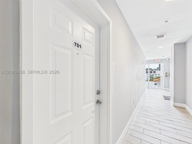 property at 425 NE 30th St