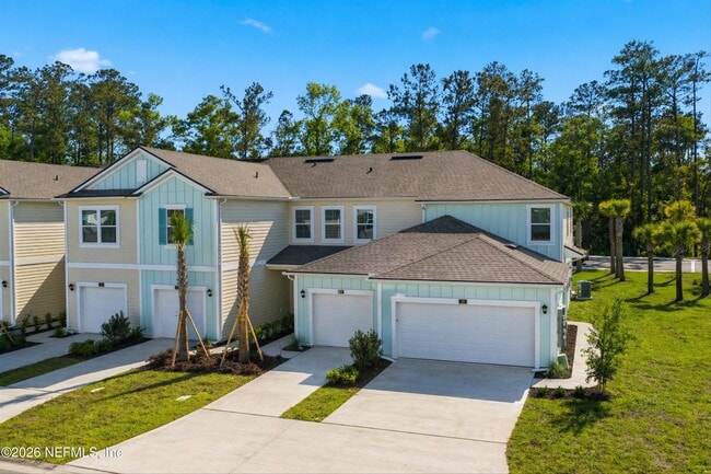 property at 32 Pasadena Dr