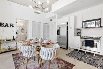 133 NE 2nd Ave, Unit 2606 in Miami, FL - Building Photo - Building Photo