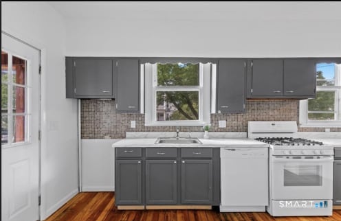 212 Maple St in New Haven, CT - Building Photo - Building Photo