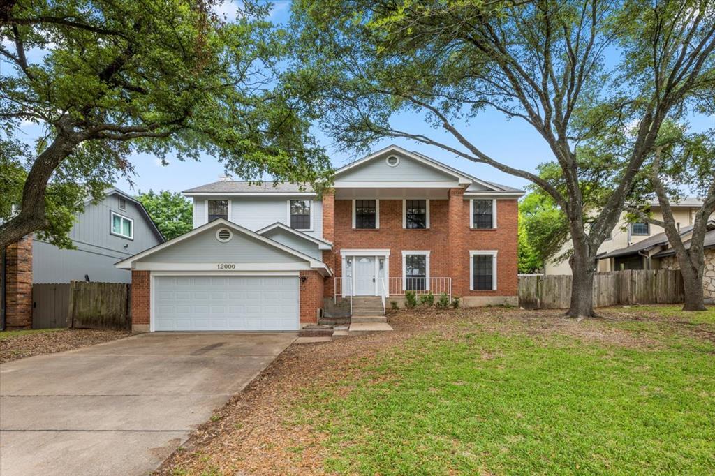 12000 Lincolnshire Dr in Austin, TX - Building Photo