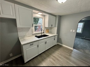 1558 25th St NW in Canton, OH - Building Photo - Building Photo