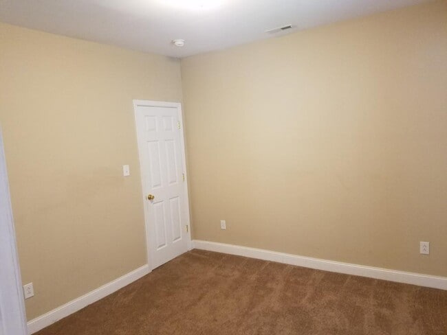 3114 5th Ave in Huntington, WV - Building Photo - Building Photo