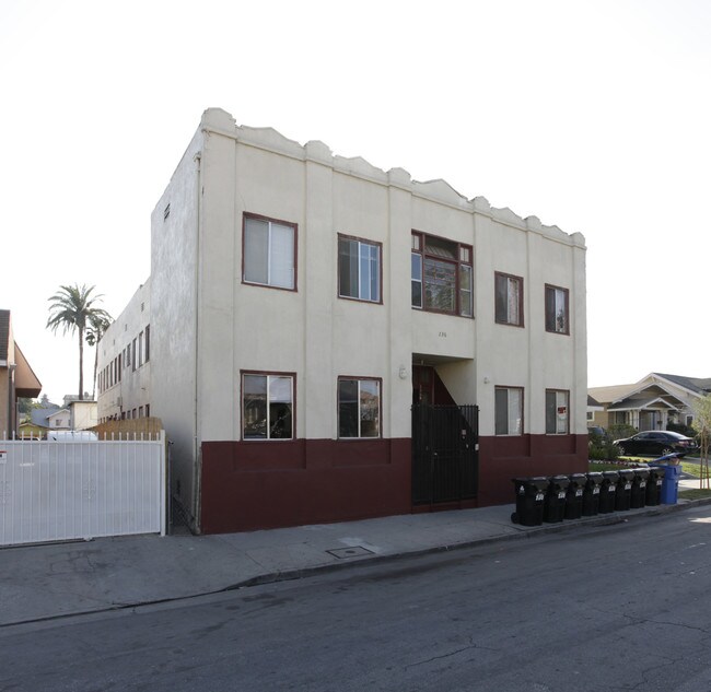 236 N Coronado St in Los Angeles, CA - Building Photo - Building Photo