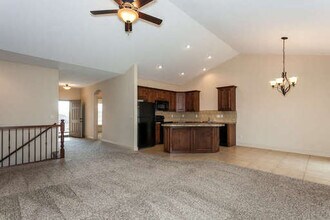 1701-1703 N Chapel Hill St in Wichita, KS - Building Photo - Building Photo