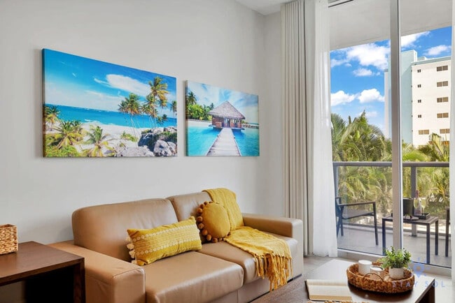 777 N Ocean Dr