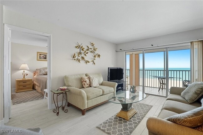 25900 Hickory Blvd, Unit 305 in Bonita Springs, FL - Building Photo - Building Photo