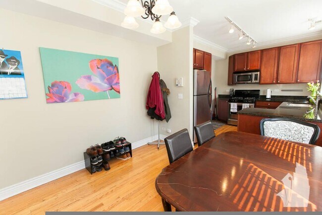 4886 N Hermitage Ave in Chicago, IL - Building Photo - Building Photo