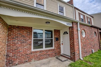 5830 E Hastings Arch in Virginia Beach, VA - Building Photo - Building Photo
