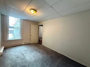 242 S Queen St in Lancaster, PA - Building Photo - Building Photo