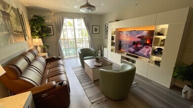 780 S Sapodilla Ave in West Palm Beach, FL - Foto de edificio - Building Photo