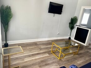 645 Eastern Ave in Indianapolis, IN - Building Photo - Building Photo