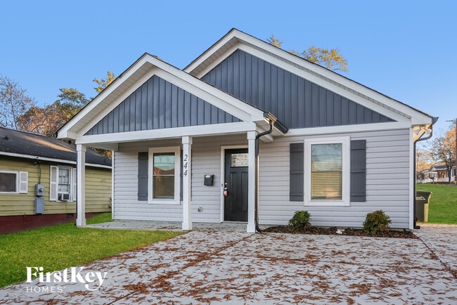 244 Glenn St NW in Concord, NC - Foto de edificio - Building Photo